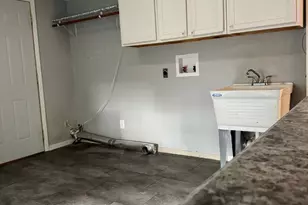 704 Miller Ave, Windom, MN 56101 - Photo 24