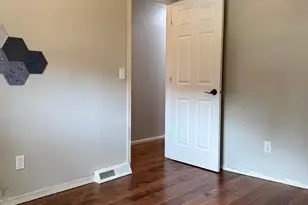 704 Miller Ave, Windom, MN 56101 - Photo 20