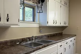 1215 6th St S, Moorhead, MN 56560 - Photo 26