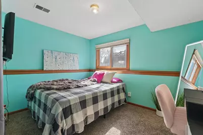 1831 Helena Road N, Oakdale, MN 55128 - Photo 18