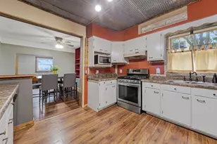 303 3rd St N, Ellendale, MN 56026 - Photo 18