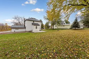 303 3rd St N, Ellendale, MN 56026 - Photo 8