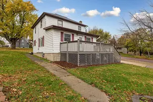 303 3rd St N, Ellendale, MN 56026 - Photo 2