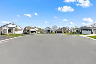 3937 Noah Ct NW, Prior Lake, MN 55372 - Photo 32