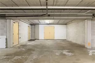 1957 Oak St, Mendota Heights, MN 55118 - Photo 34