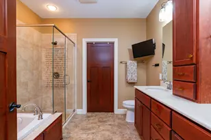 1957 Oak St, Mendota Heights, MN 55118 - Photo 26