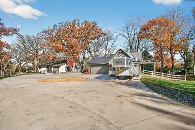 3000 Surry Lane, Hopkins, MN 55305 - Photo 1