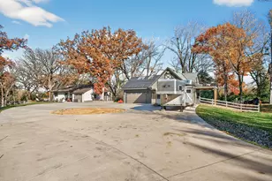 3000 Surry Ln, Hopkins, MN 55305 - Photo 1