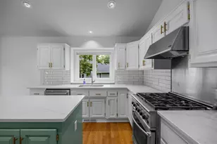 5553 Fenway Ct, White Bear Lake, MN 55110 - Photo 8
