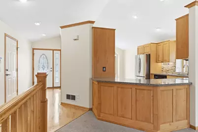 5829 Forestview Lane N, Plymouth, MN 55442 - Photo 6