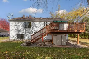 875 Myer Dr NE, Owatonna, MN 55060 - Photo 6