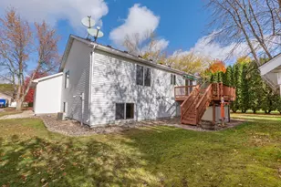 875 Myer Dr NE, Owatonna, MN 55060 - Photo 8