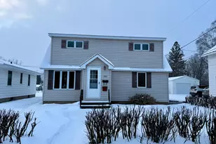 3725 Mayfair Ave, Hibbing, MN 55746 - Photo 1