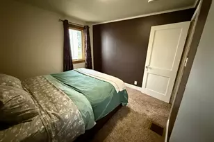 3725 Mayfair Ave, Hibbing, MN 55746 - Photo 36