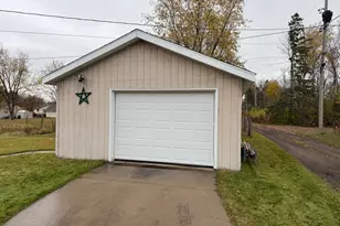 3725 Mayfair Ave, Hibbing, MN 55746 - Photo 48