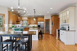 8190 Kelzer Pond Dr, Victoria, MN 55386 - Photo 8