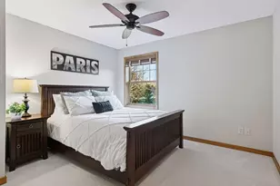 8190 Kelzer Pond Dr, Victoria, MN 55386 - Photo 32