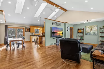 1432 Rose Place, Roseville, MN 55113 - Photo 10