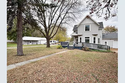 311 Front Street E, Redwood Falls, MN 56283 - Photo 2