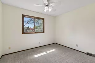 2402 Terrace Dr, Burnsville, MN 55337 - Photo 34