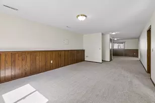 2402 Terrace Dr, Burnsville, MN 55337 - Photo 52