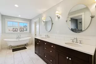 18065 Berry Ln, Deephaven, MN 55391 - Photo 14