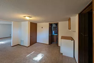 1002 N 6th St, Montevideo, MN 56265 - Photo 18