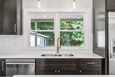 409 Winslow Avenue, Saint Paul, MN 55107 - Photo 10