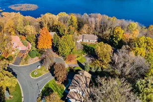 8747 Bentwood Dr, Eden Prairie, MN 55344 - Photo 2