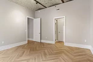 300 Wall St, Saint Paul, MN 55101 - Photo 8