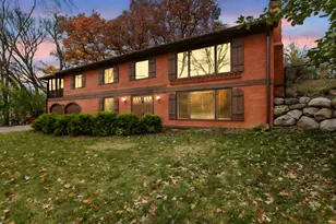 1533 Clare Ln, Wayzata, MN 55391 - Photo 2