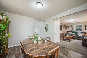 602 Kenzie St, Sherburn, MN 56171 - Photo 8