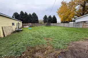 632 12th St N, Breckenridge, MN 56520 - Photo 4