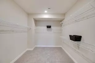 1513 Clover Preserve Wy, Chaska, MN 55318 - Photo 16