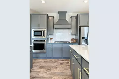 1634 Oak Creek Drive, Chaska, MN 55318 - Photo 8