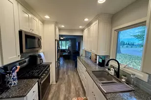 804 9th St S, Olivia, MN 56277 - Photo 6