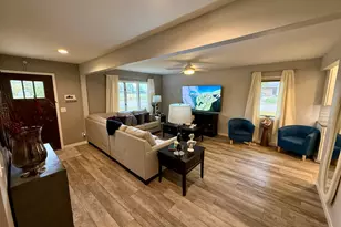 804 9th St S, Olivia, MN 56277 - Photo 4