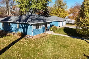 804 9th St S, Olivia, MN 56277 - Photo 20