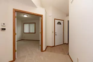 14387 Embassy Way, Apple Valley, MN 55124 - Photo 32