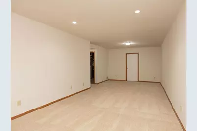 14387 Embassy Way, Apple Valley, MN 55124 - Photo 34