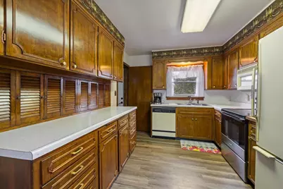 813 6th Street S, Virginia, MN 55792 - Photo 18