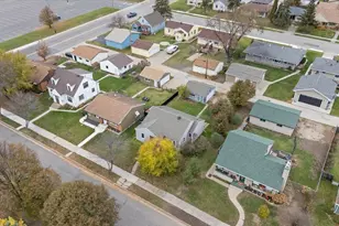 813 6th St S, Virginia, MN 55792 - Photo 4