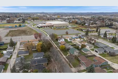 813 6th Street S, Virginia, MN 55792 - Photo 6