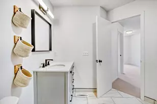 1790 Donegal Dr, Woodbury, MN 55125 - Photo 16