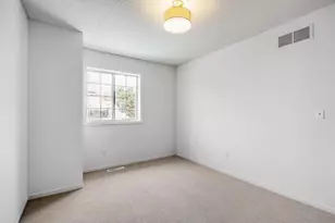 1790 Donegal Dr, Woodbury, MN 55125 - Photo 18