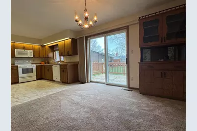 204 F Street, Marshall, MN 56258 - Photo 4