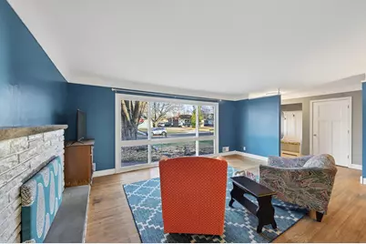 6413 Noble Avenue N, Brooklyn Center, MN 55429 - Photo 10