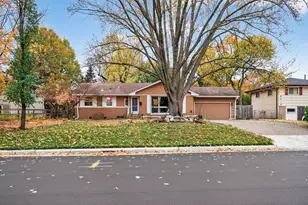 6413 Noble Ave N, Brooklyn Center, MN 55429 - Photo 44