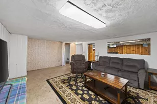 6413 Noble Ave N, Brooklyn Center, MN 55429 - Photo 36