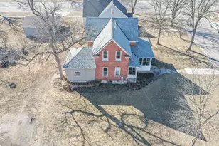 705 E Depue Ave, Olivia, MN 56277 - Photo 2